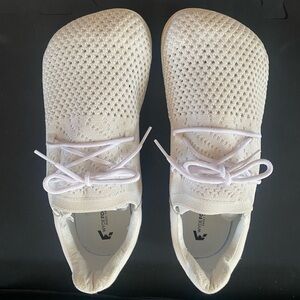 BRAND NEW- Wyde Hallux 1.0, Barefoot Sneakers, Frost White, EU 43, UNISEX